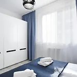 Rentplanet - Apartament Bialy Dom